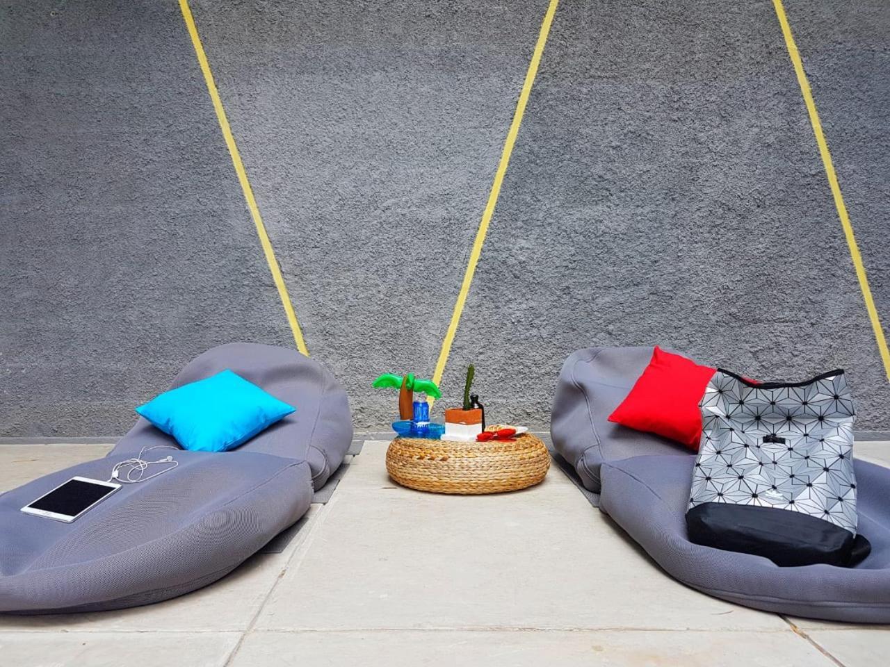 Nomad Hostel Kemang Джакарта Екстер'єр фото