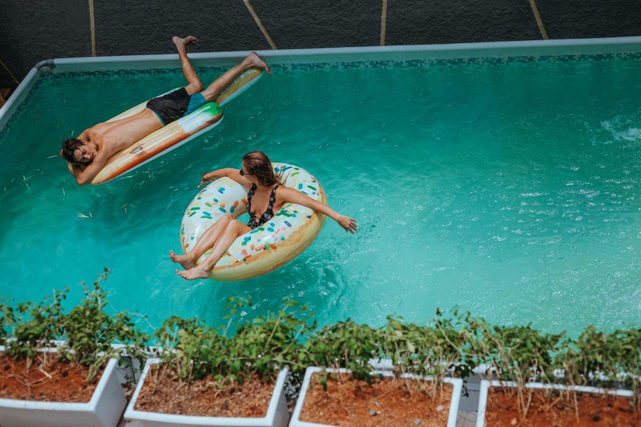 Nomad Hostel Kemang Джакарта Екстер'єр фото